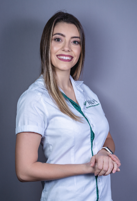 Daniela de Viveiros Gomes